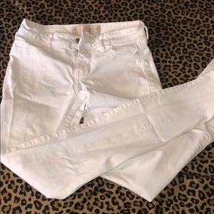Size OR Hollister Jeans
